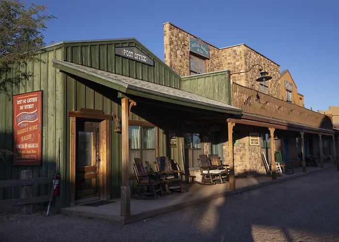 Tombstone Monument Guest Ranch